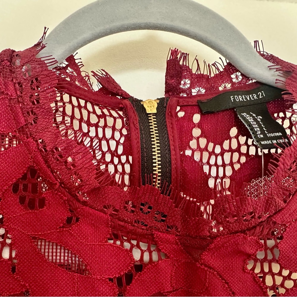Brand New burgundy lace sleeveless dress - size L - Picture 7 of 8